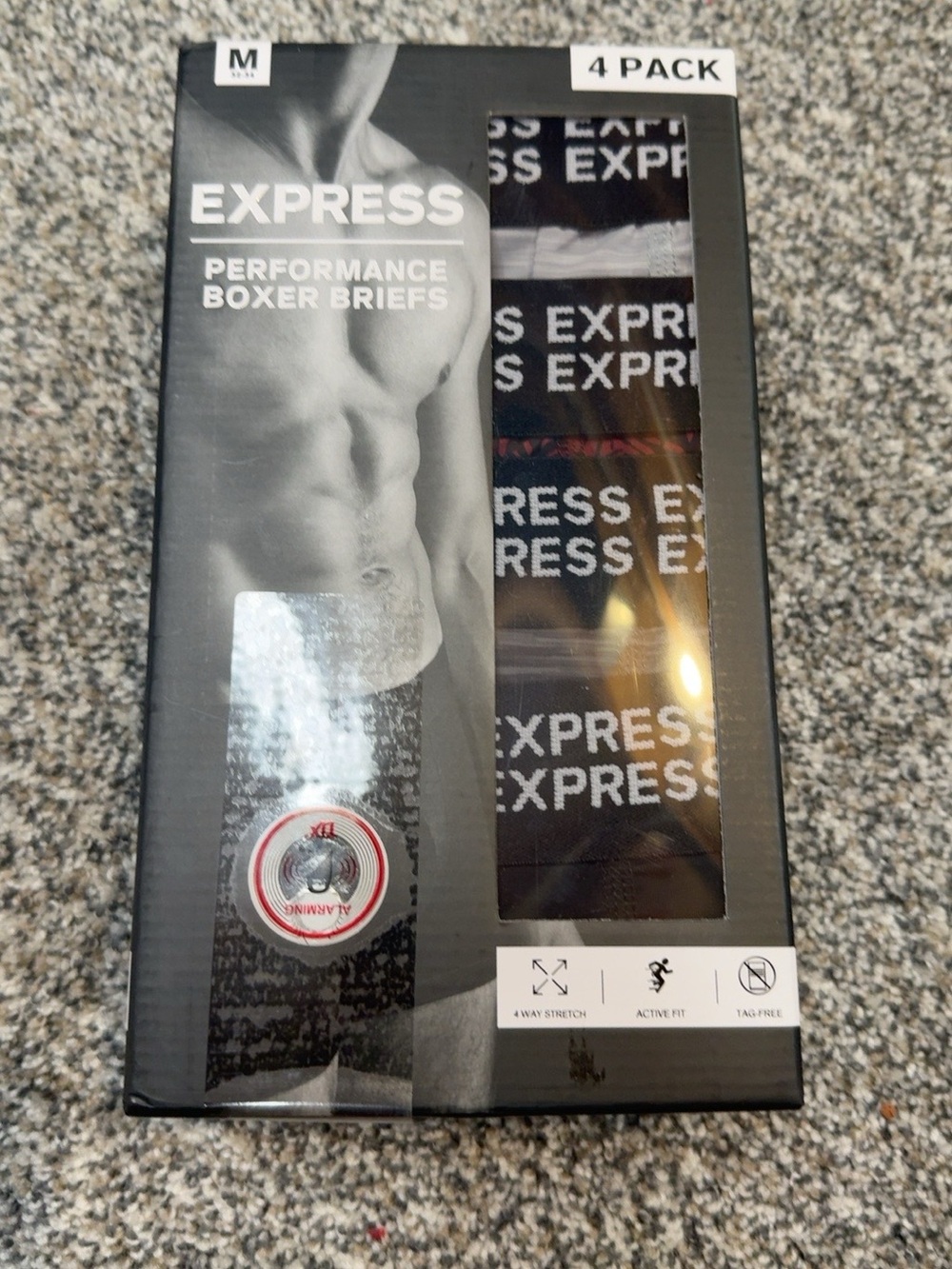 Express Men’s Performance Boxer Briefs 4 Pack Medium 32-34 NEW